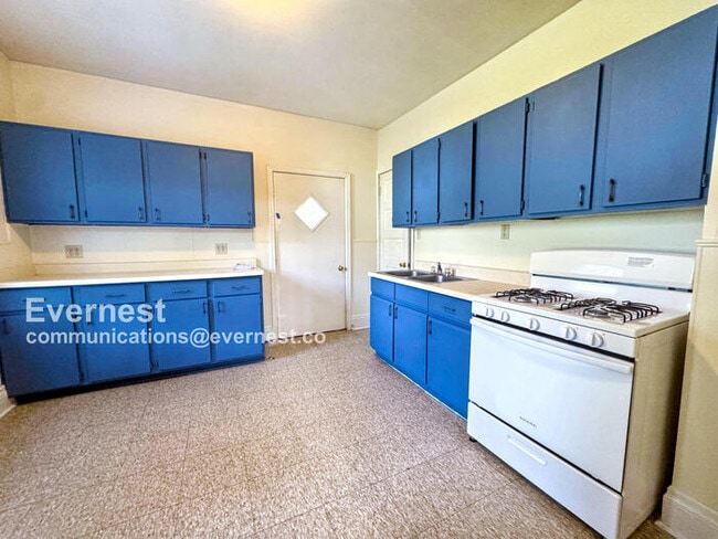1031 N Michigan St in Toledo, OH - Building Photo - Building Photo