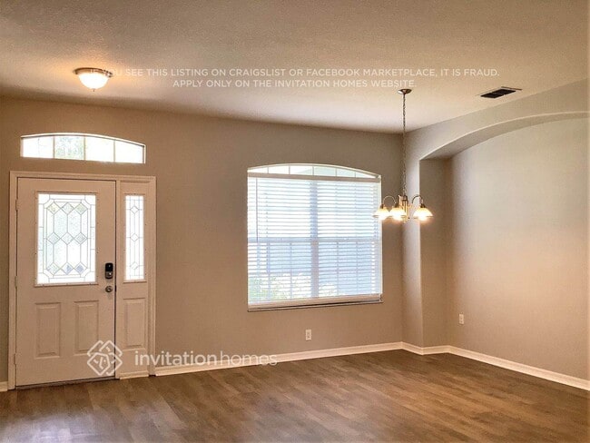 3030 Bent Creek Dr in Valrico, FL - Building Photo - Building Photo