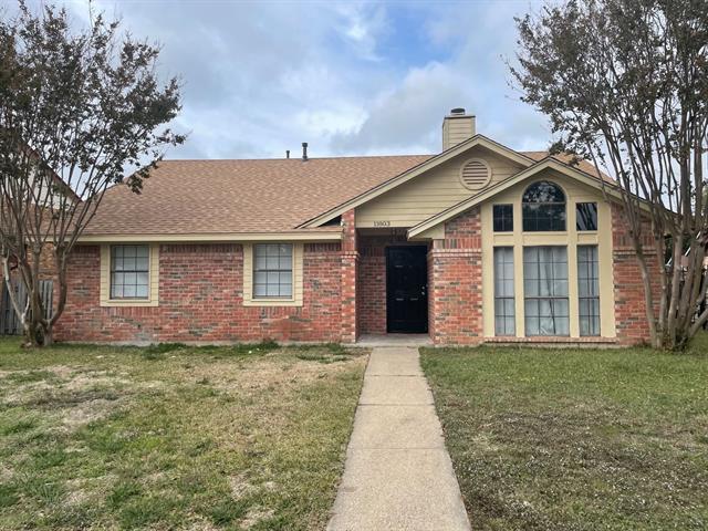 11803 Avery Ln in Balch Springs, TX - Building Photo
