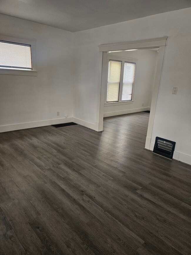 967 Davis St in Akron, OH - Building Photo - Building Photo