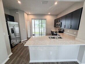 6334 Fairmont Ln in Palmetto, FL - Building Photo - Building Photo