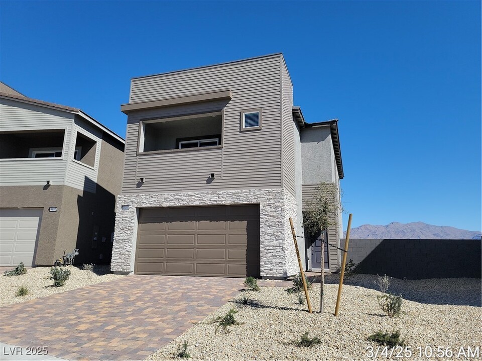 9804 Olivia Edge St in Las Vegas, NV - Building Photo