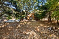 20 Norfolk Dr in East Hampton, NY - Building Photo - Building Photo