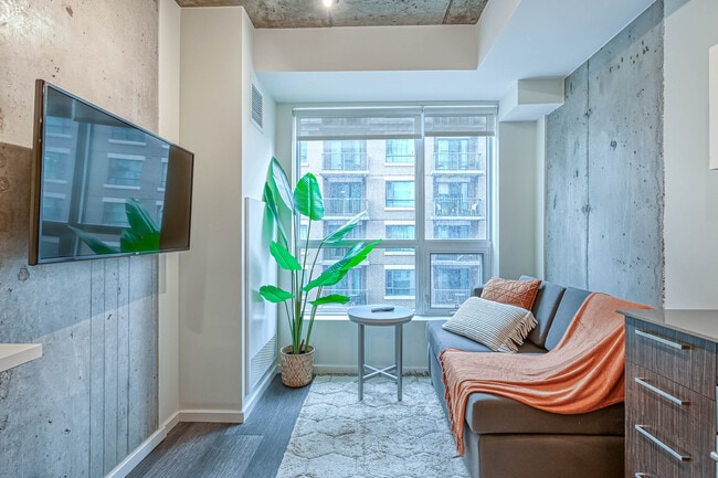 property at 256 Rideau St