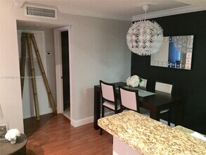 15570 SW 105th Ln in Miami, FL - Building Photo - Building Photo