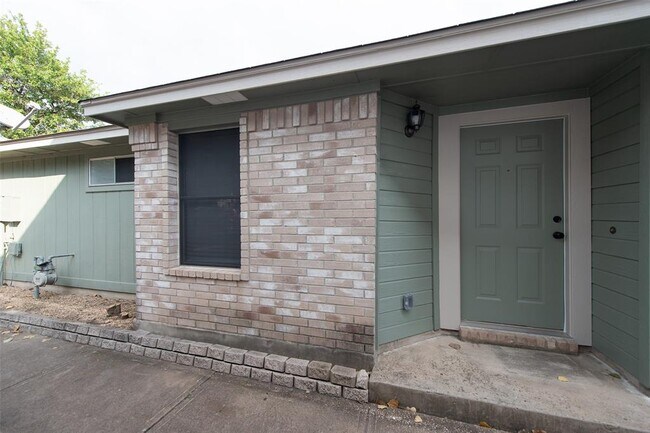 1005 Loch Linnhe Cove in Pflugerville, TX - Building Photo - Building Photo