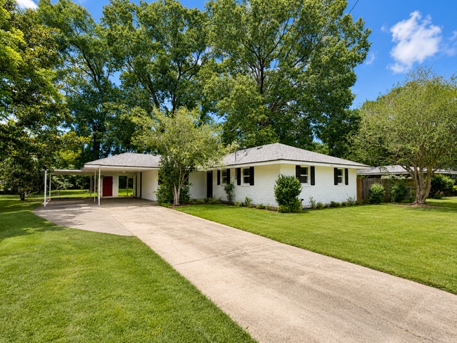 property at 8131 Sholar Dr