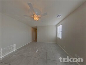 8606 E Peralta Ave in Mesa, AZ - Building Photo - Building Photo