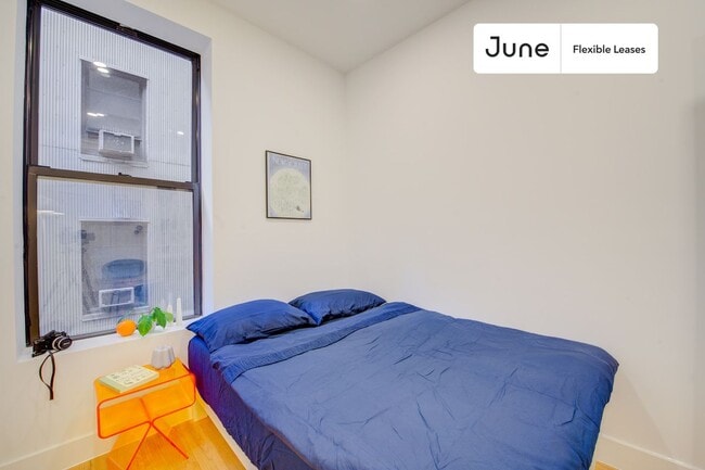 Functional ROOM at The Central Park Manhattan House, Unit 1 in New York, NY - Building Photo - Building Photo