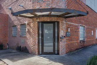 1717 W Webster St in Houston, TX - Building Photo - Building Photo