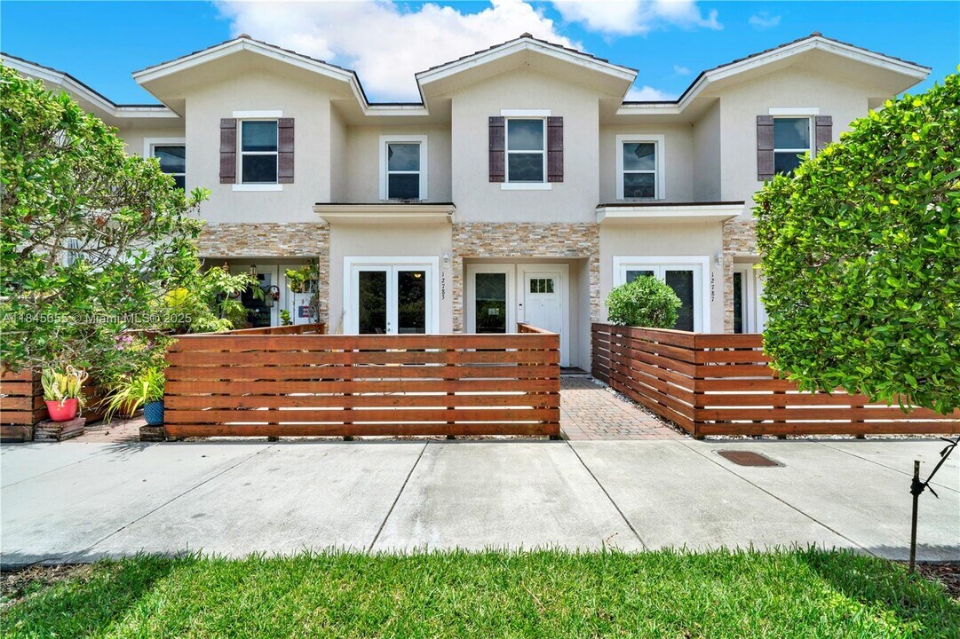 12783 SW 247th St in Homestead, FL - Building Photo