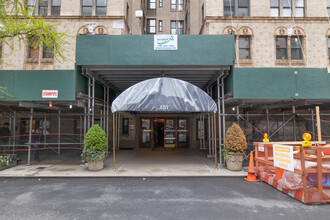 La Bourgogne in New York, NY - Building Photo - Building Photo