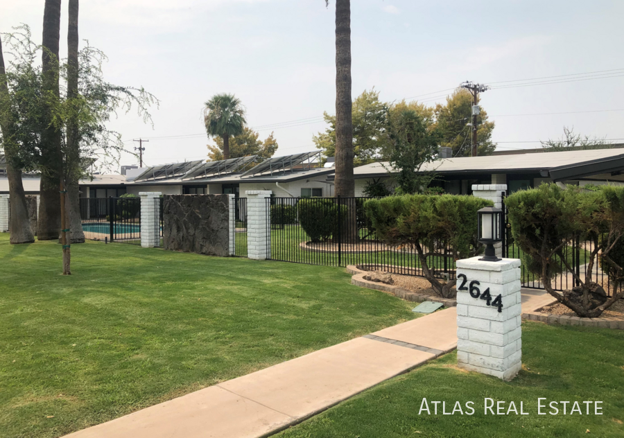 2644 N 46th St-Unit -1 in Phoenix, AZ - Foto de edificio