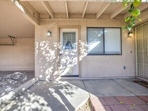 2393 W Palo Dulce Dr in Tucson, AZ - Building Photo - Building Photo