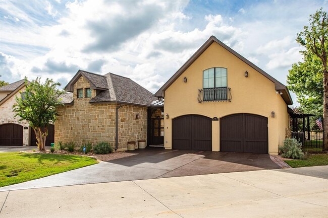 2916 Rock Barn Dr in Kerrville, TX - Building Photo - Building Photo