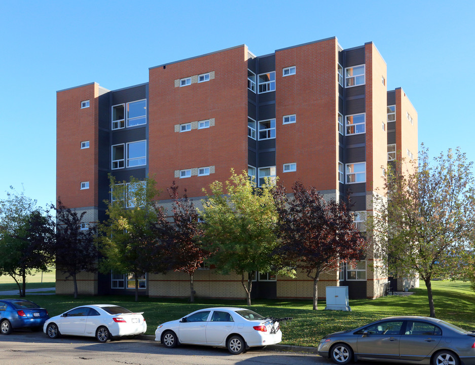 The King's University Apartments in Edmonton, AB - Building Photo