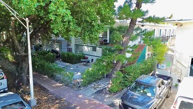 934 Meridian Ave in Miami Beach, FL - Building Photo - Building Photo