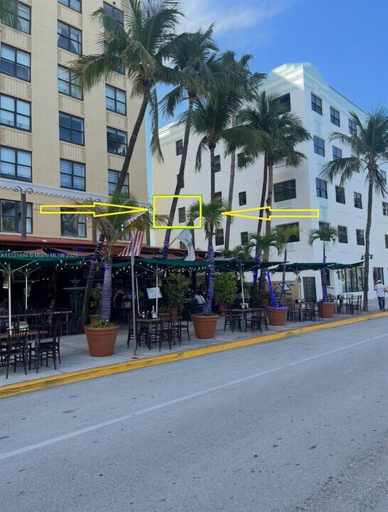 1390 Ocean Dr in Miami Beach, FL - Building Photo