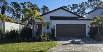 1992 Sunset Preserve Wy in Port Charlotte, FL - Building Photo