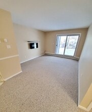 5328 54 St in Cold Lake, AB - Building Photo - Building Photo