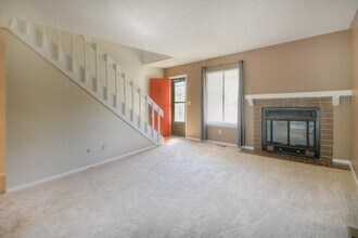 16 Old Broadmoor Rd in Colorado Springs, CO - Building Photo - Building Photo