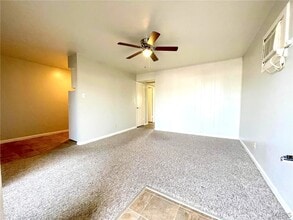 103 E 7th St in O'Fallon, IL - Building Photo - Building Photo