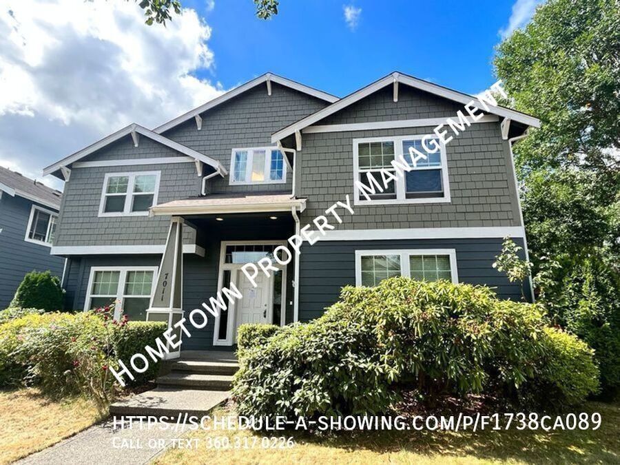 7011 Prism St SE in Lacey, WA - Building Photo