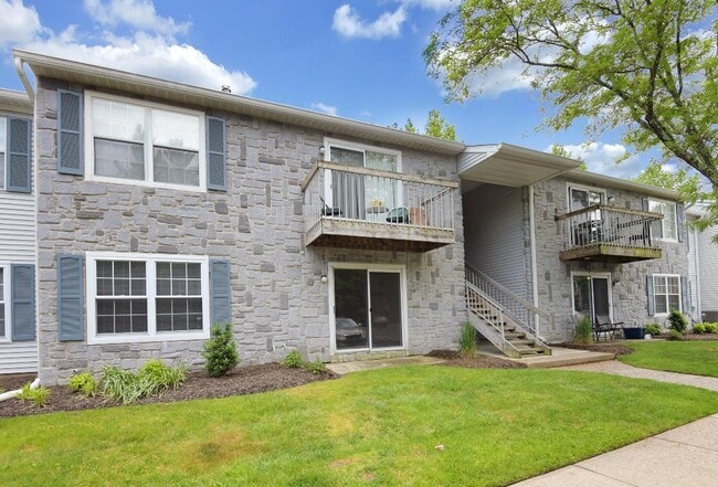 property at 11 Coral Tree Ct