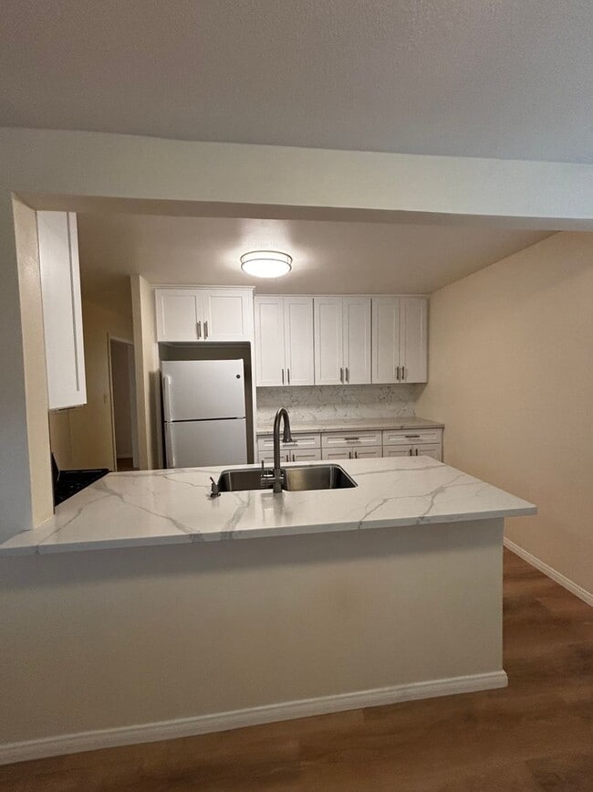 227-233 Wolff St in Oxnard, CA - Building Photo - Building Photo