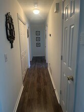 1120 Burning Bush Dr, Unit Basement apartment in Loganville, GA - Foto de edificio - Building Photo