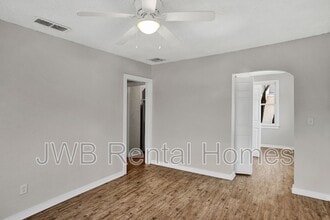 578 E 58th St in Jacksonville, FL - Building Photo - Building Photo