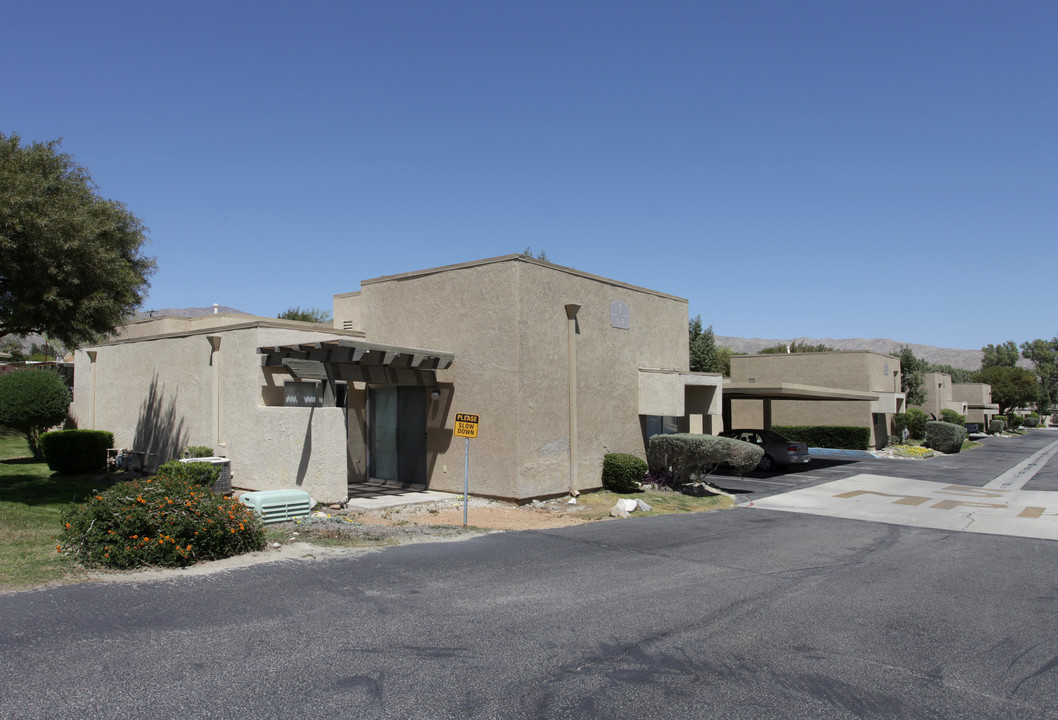 Casa West Apartments in Desert Hot Springs, CA - Building Photo