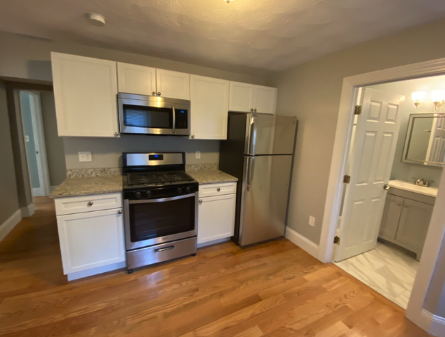 309 Highland Ave, Unit A in Somerville, MA - Building Photo - Building Photo