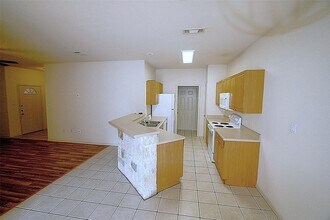 21505 Patton Ave in Lago Vista, TX - Building Photo - Building Photo