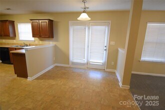 7704 Aragorn Ln in Charlotte, NC - Building Photo - Building Photo