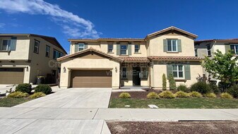 17823 Taft Dr in Lathrop, CA - Building Photo