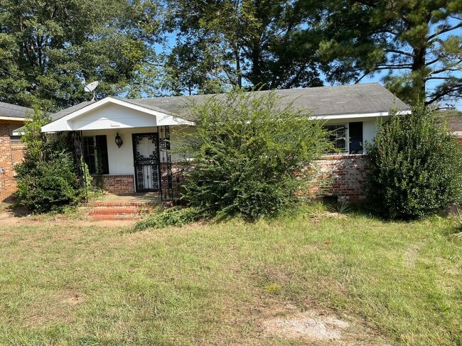 220 Vero Ct in Opelika, AL - Building Photo - Building Photo