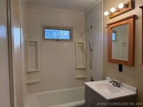 1403 N Joplin Ave in Tulsa, OK - Foto de edificio - Building Photo