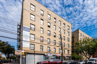 Penelope Condos in Woodside, NY - Building Photo - Building Photo