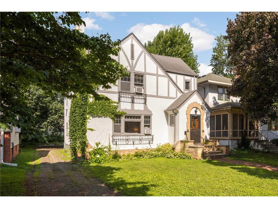 4304 Beard Ave S in Minneapolis, MN - Building Photo