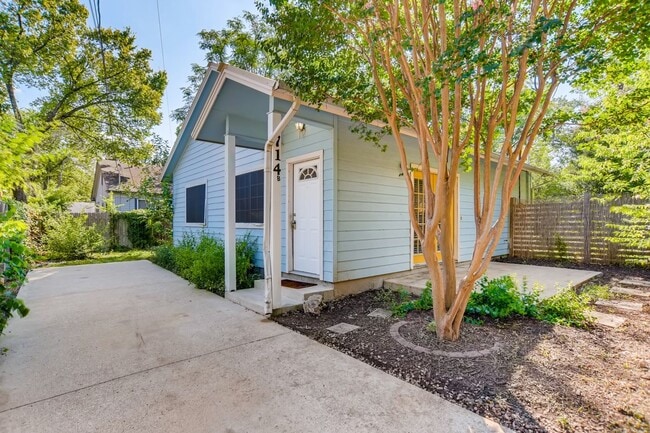 714 Harris Ave