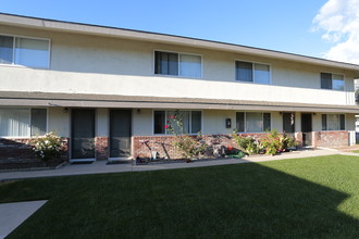 12161 Bailey St in Garden Grove, CA - Foto de edificio - Building Photo