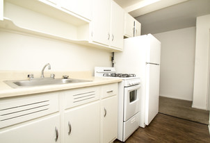 Clifton Woods Apartments