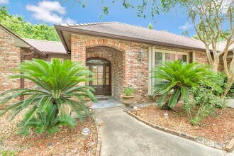 403 Phoenix Dr in Lafayette, LA - Building Photo - Building Photo