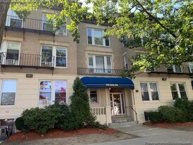 1116 Commonwealth Ave, Unit 2 in Boston, MA - Building Photo