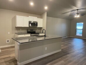 406 E 31st St in Wolfforth, TX - Building Photo - Building Photo
