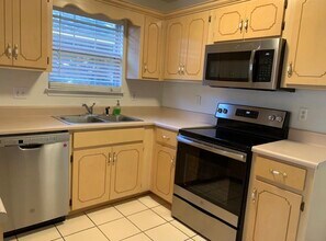 4550 Barrington Ln in Niceville, FL - Building Photo - Building Photo