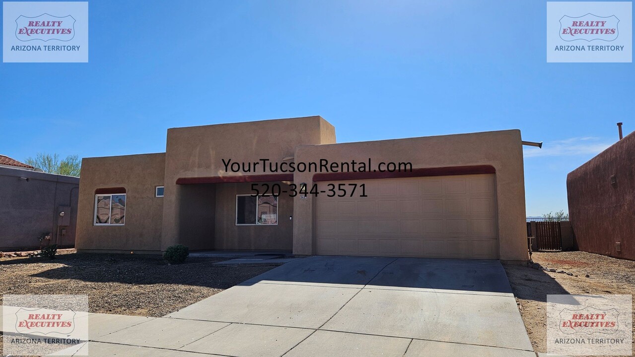 5461 W Cottonmouth St in Tucson, AZ - Foto de edificio