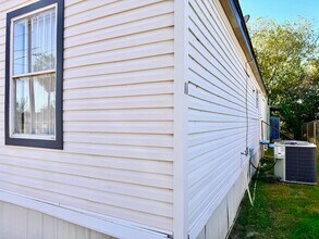 4412 Los Martinez Dr in Laredo, TX - Building Photo - Building Photo