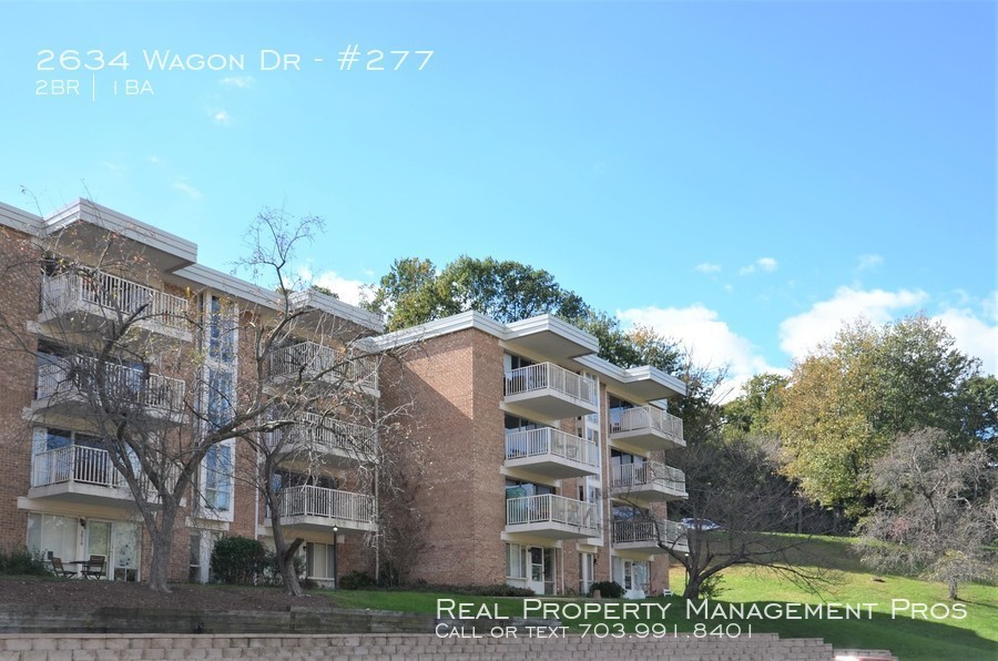2634 Wagon Dr-Unit -#277 in Alexandria, VA - Foto de edificio